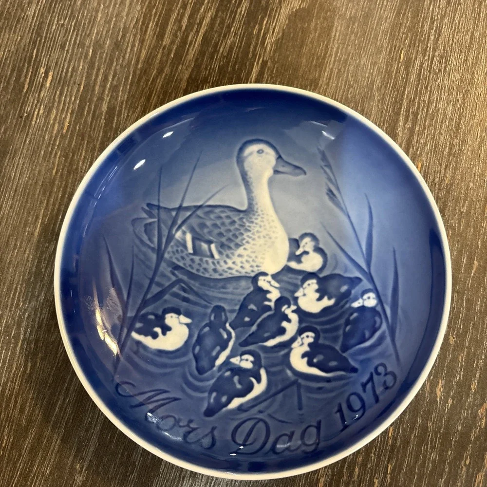 Bing Grondahl 1974 Blue & White Mars Dag 6